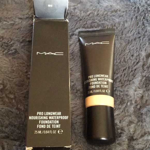 MAC Cosmetics Other - NEW MAC Pro Longwear Waterproof Foundation